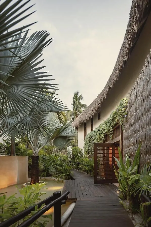 Hotel Ma'Xanab Tulum 5*,